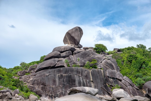 Point de repère de la voile sur la colline de l'île de similan