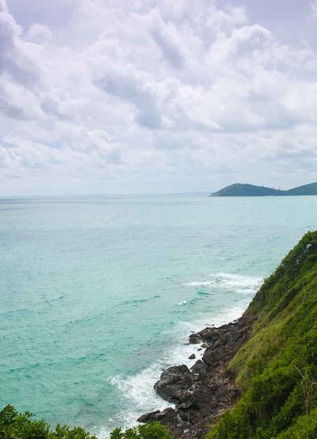 Point de vue sur le haut de la plage.