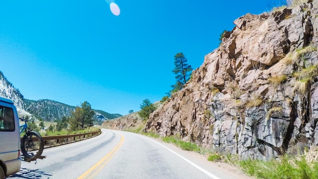 Point de vue POV -Conduite vers l'ouest jusqu'au parc Estes sur l'autoroute 36.