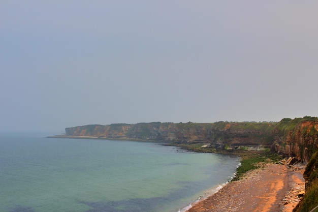 La Pointe du Hoc rochers, Normandie France en été