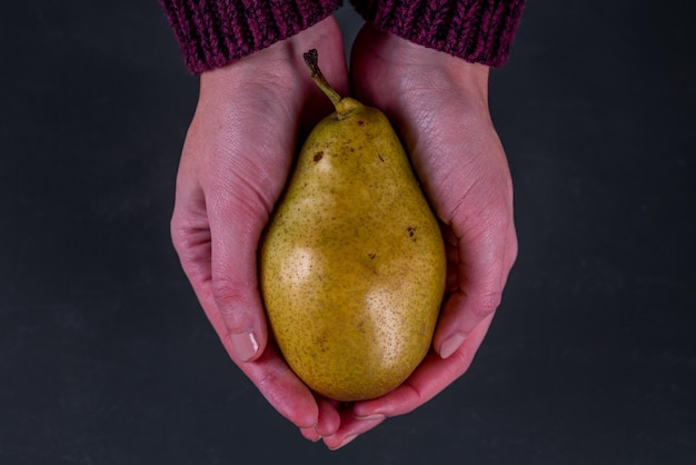 Poire aux fruits frais