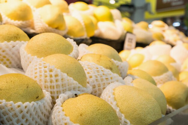 Poire chinoise à l'épicerie de supermarché