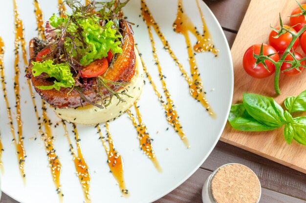 Poisson frit avec purée de pommes de terre