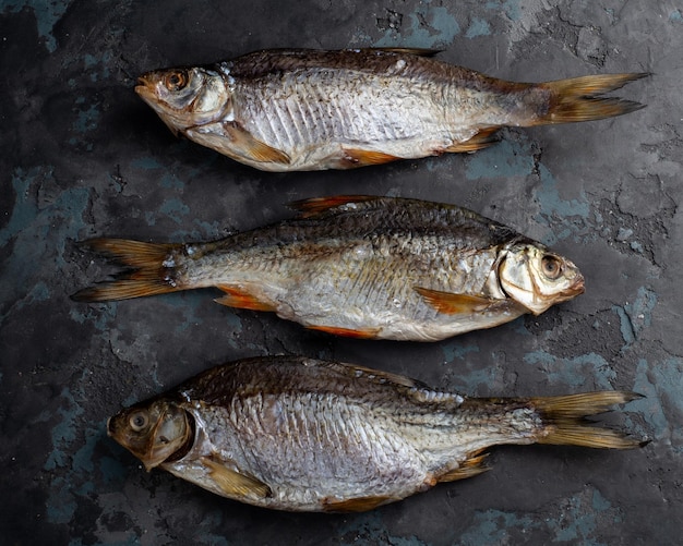 Poisson perche séché salé Apéritif de poisson pour la bière