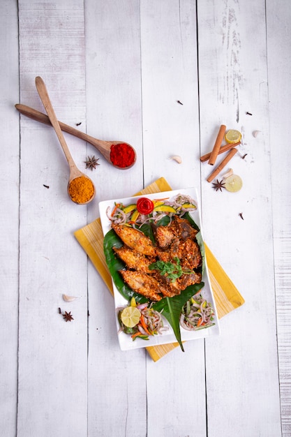 Pomfret masala ou meen pollichadu plat spécial Kerala