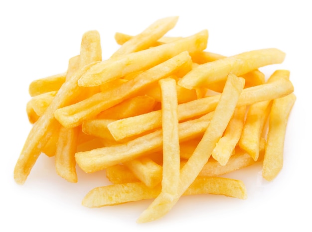 Pomme de terre frite isolé sur fond blanc