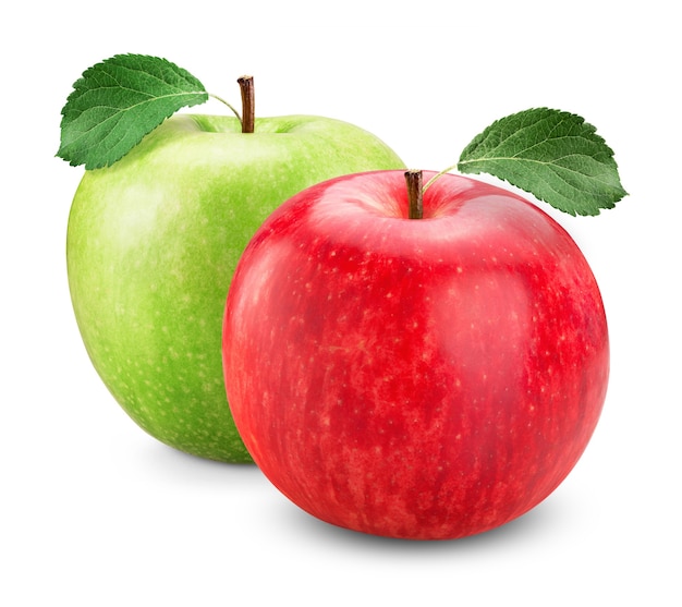 Pomme verte et rouge avec des feuilles isolées sur blanc