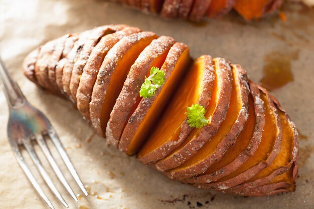 Pommes de terre hasselback au four