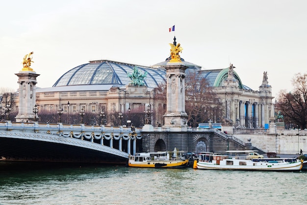 Pont Alexandre III et Grand Palais Paris