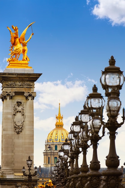 Pont Alexandre III à Paris France sur la Seine