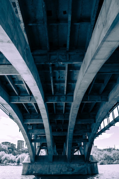 Pont en béton brut gros plan Concept industriel