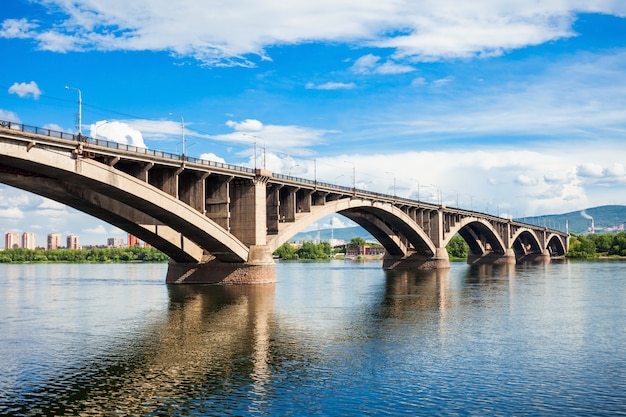 Pont communal à Krasnoyarsk