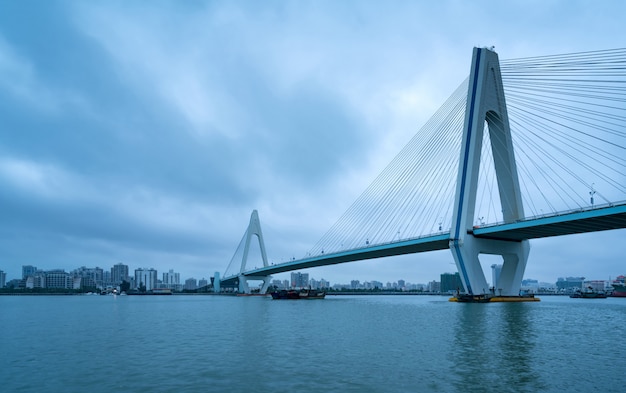 Pont du siècle Haikou en Chine