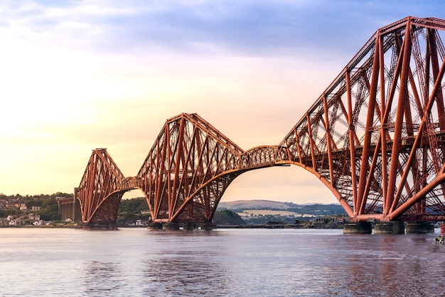 Le pont de Forth Edimbourg