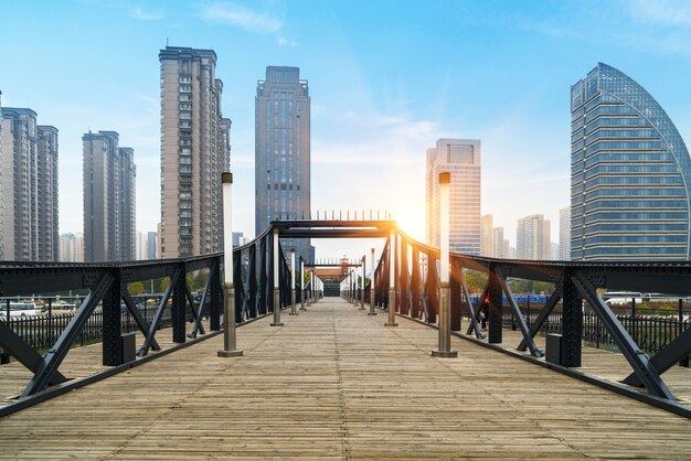 Le pont historique de Tianjin, Chine - Pont Jiefang