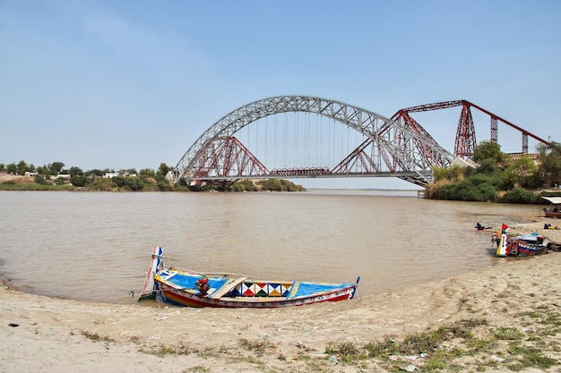 Pont Lansdowne sur le fleuve Indus Sukkur Pakistan