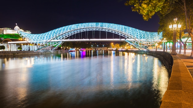 Pont de la paix