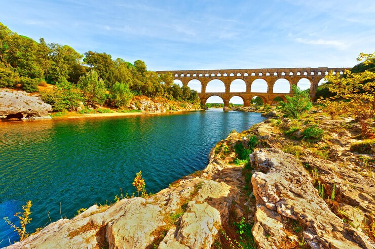 Photo pont sur la rivière