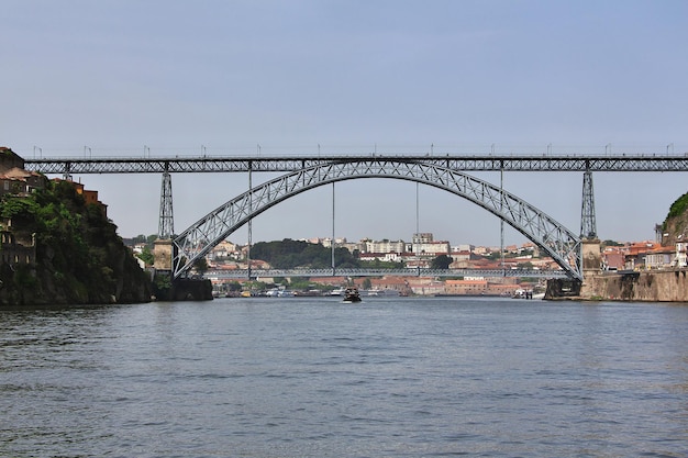 Ponte de Dom Luis I Le Pont à Porto Portugal