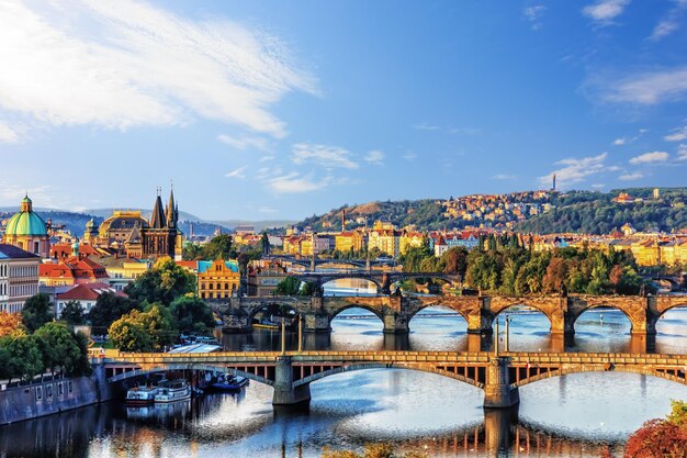 Les ponts de Prague sur la Vltava République tchèque