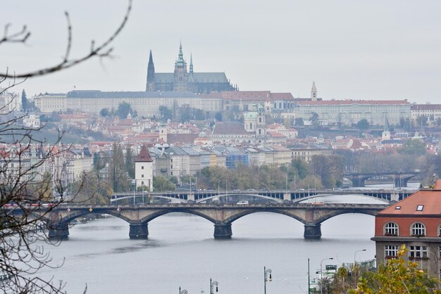 Ponts de Prague sur la Vltava