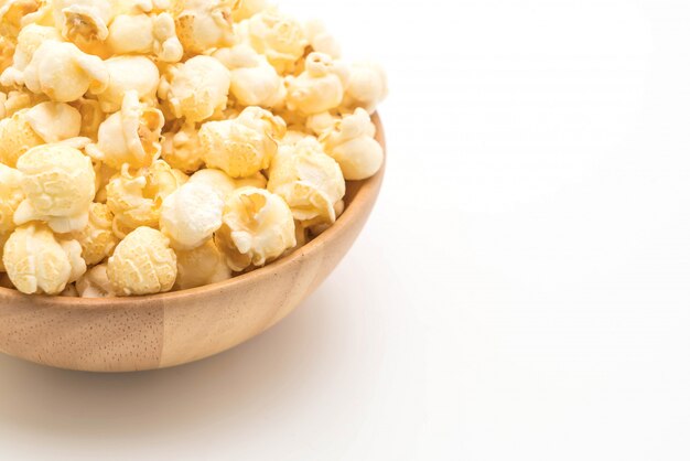 pop-corn sucré sur blanc