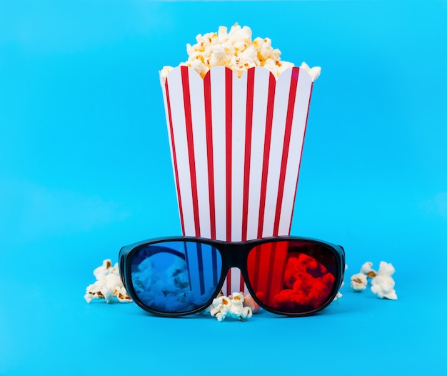 Popcorns et lunettes 3D