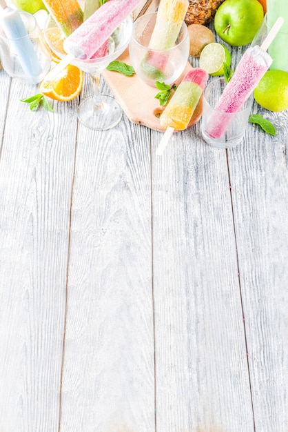 Popsicle De Glace Aux Fruits Colorés