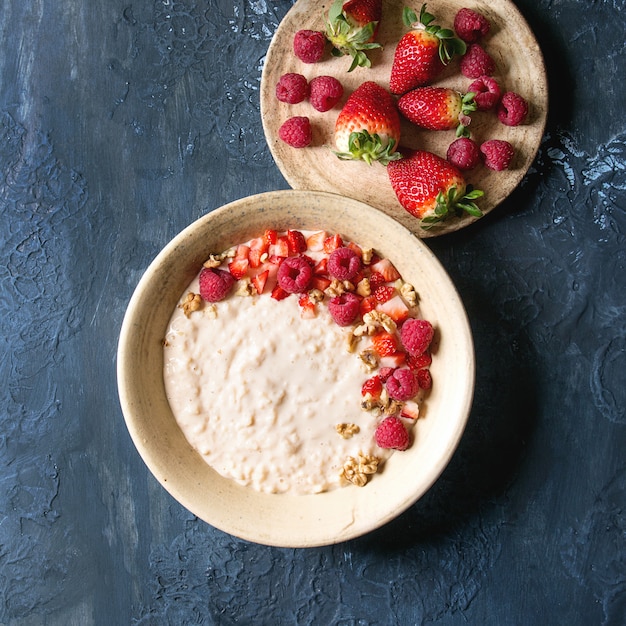 Porrige de riz aux fruits rouges