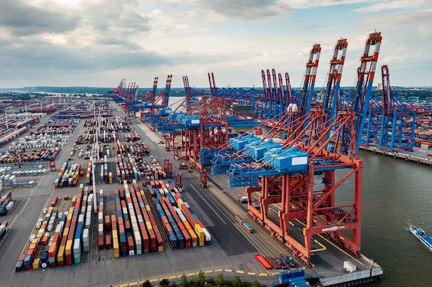 Port à conteneurs de Hambourg, Allemagne