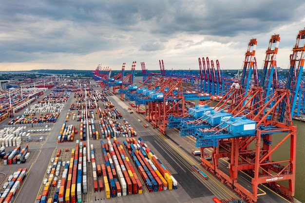 Port à conteneurs de Hambourg, Allemagne