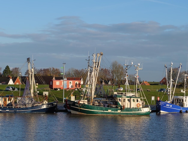 Photo le port de greetsiel sur la mer du nord