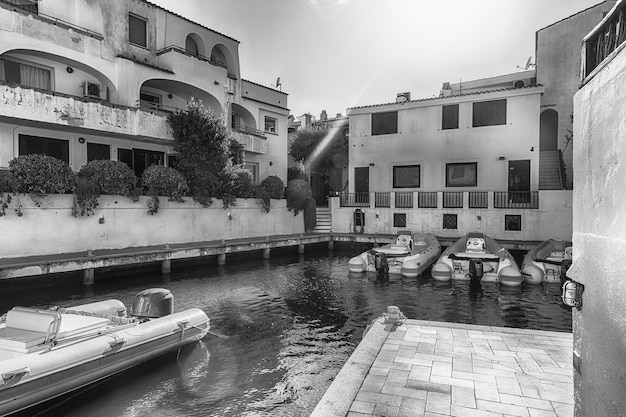 Le port pittoresque de Poltu Quatu Costa Smeralda Sardinie Italie