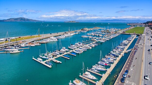 Port de plaisance de la côte ouest en Californie