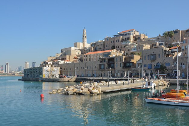 Photo le port et la vieille ville de jaffa à tel aviv