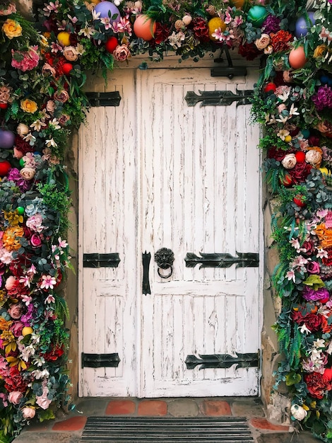 Photo la porte de la maison est fermée.