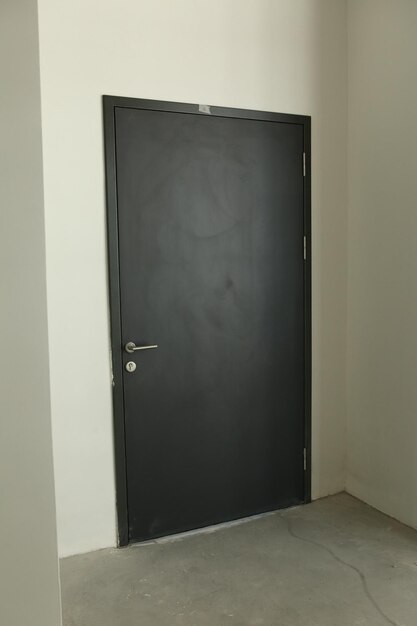 porte minimaliste, porte d'entrée, porte en bois, grande porte en bois