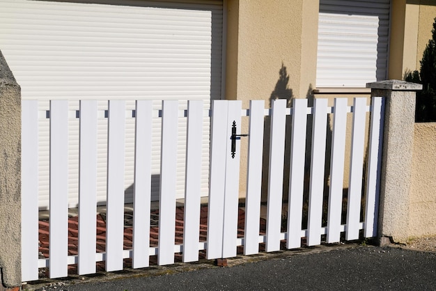 Porte porte de maison en acier blanc style classique double portail de maison de banlieue