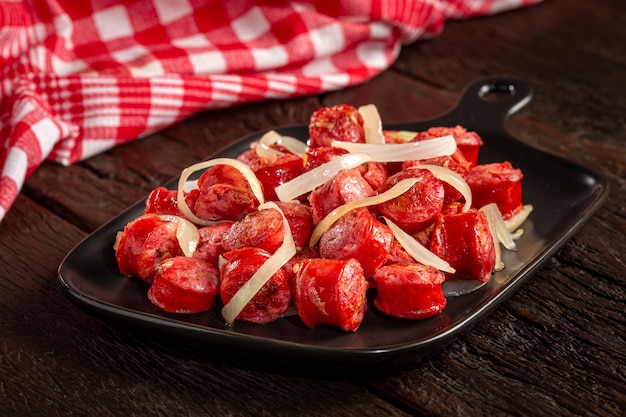 Portion de saucisse à l'oignon