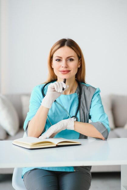 Portrait, de, beau, femme médecin., Beau, femme médecin