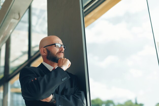 Portrait d'un beau PDG