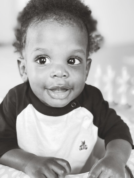 Portrait d'un bébé mignon