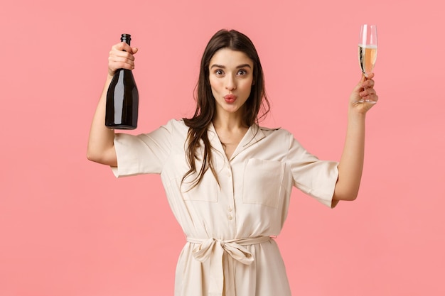 Portrait d'une belle jeune femme