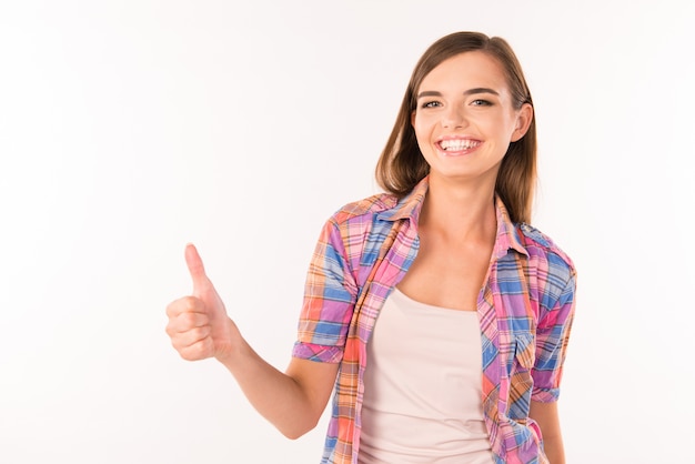 Portrait d'une belle jeune femme