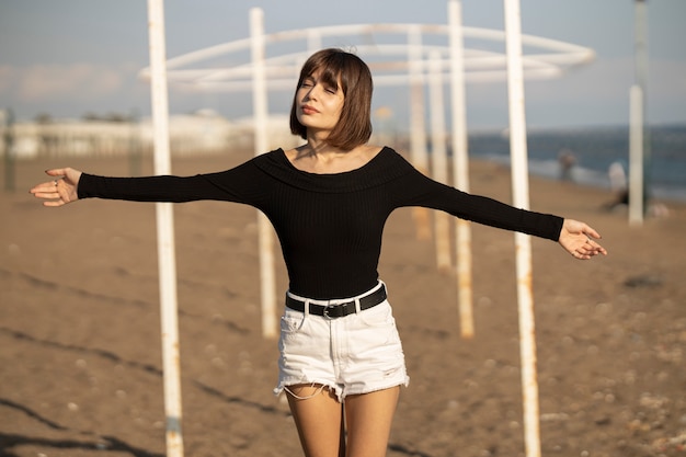 Portrait d'une belle jeune fille