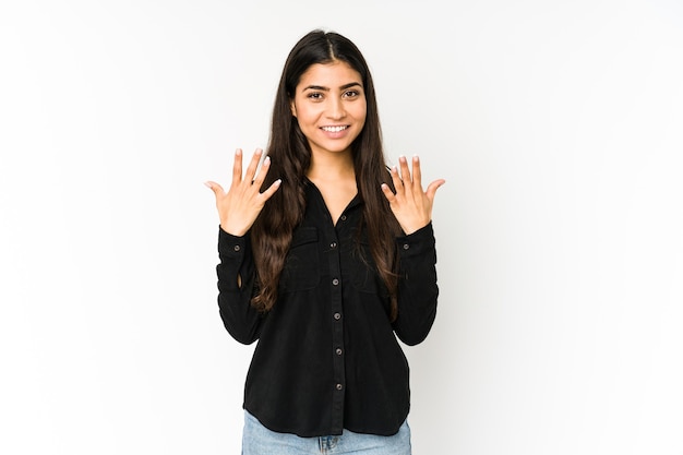 Portrait d'une belle jeune fille