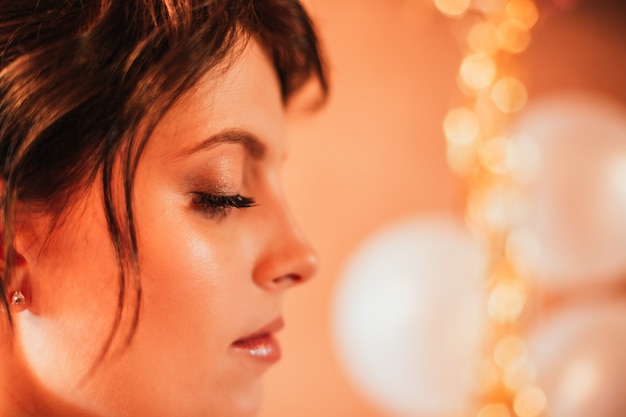 Photo portrait d'une belle mariée élégante