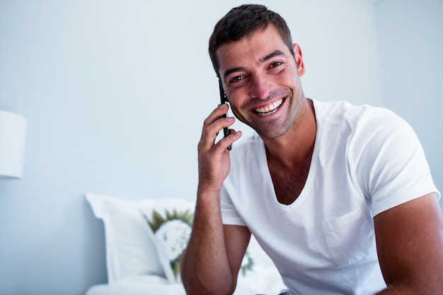 Portrait, conversation, téléphone