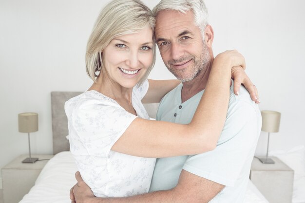 Portrait d&#39;un couple d&#39;amoureux mature