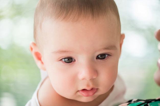 Photo portrait d'un enfant en bas âge